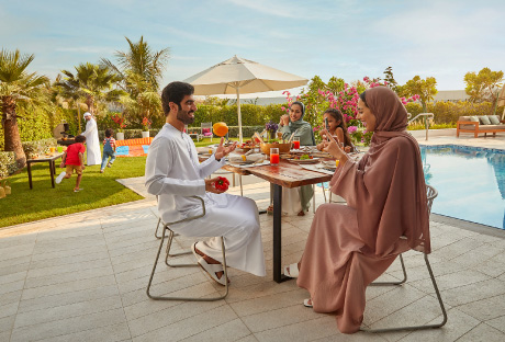 ياس ايكرز، ذا ماغنولياز